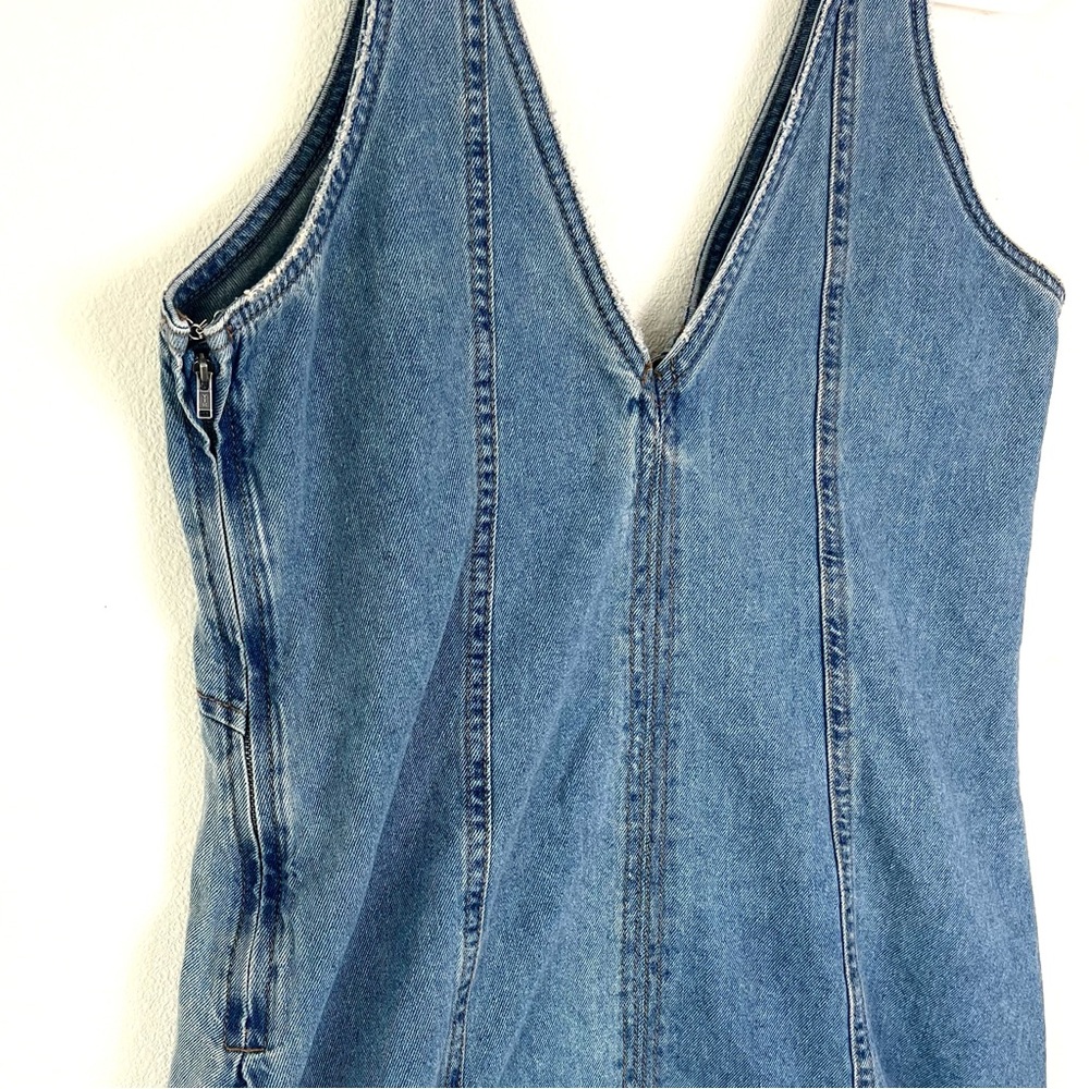Denim v-neck dress size large - Picture 6 of 6